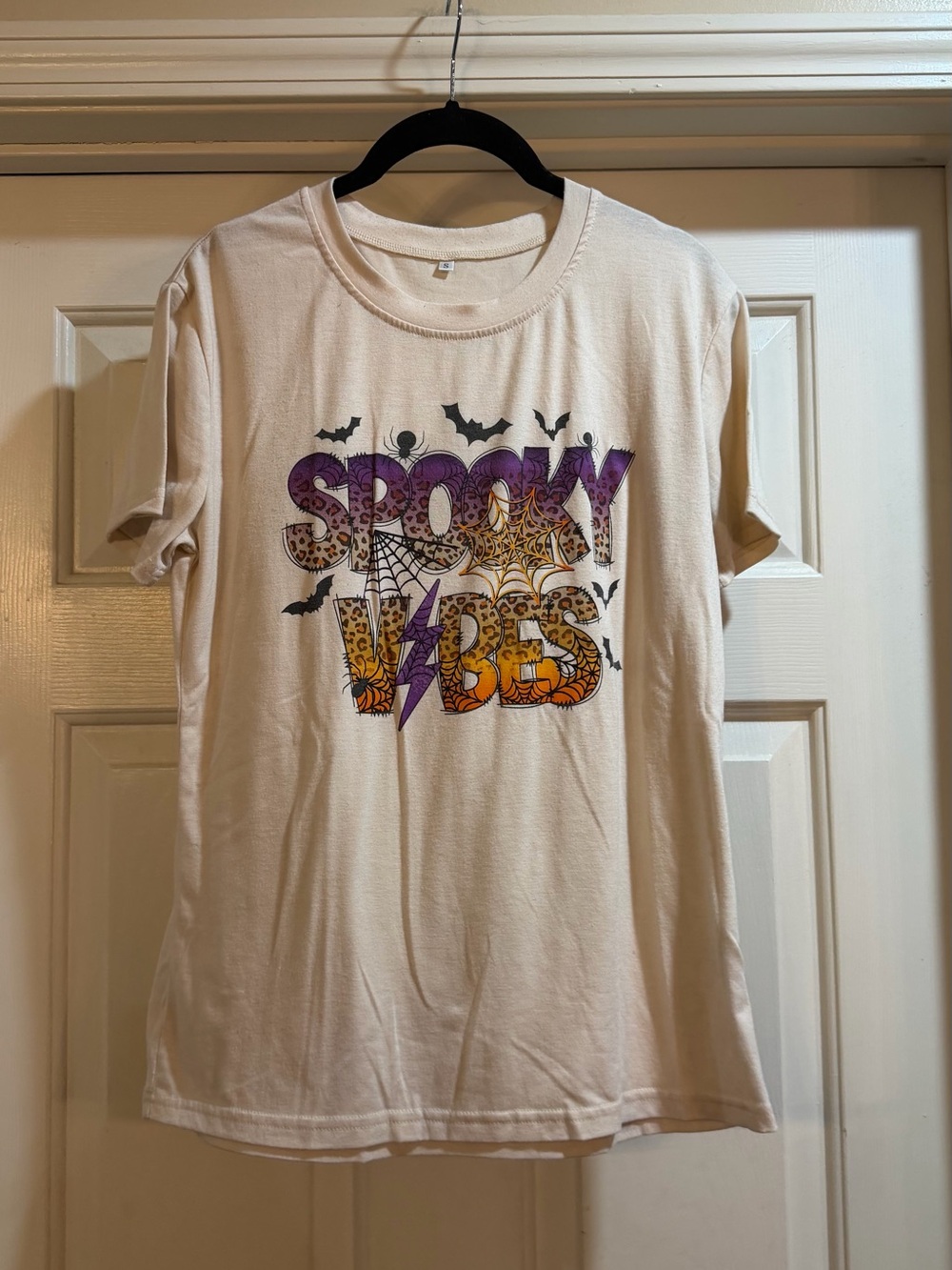 Halloween "Spooky Vibes" Graphic Tee - Cream with Purple & Orange Size Small